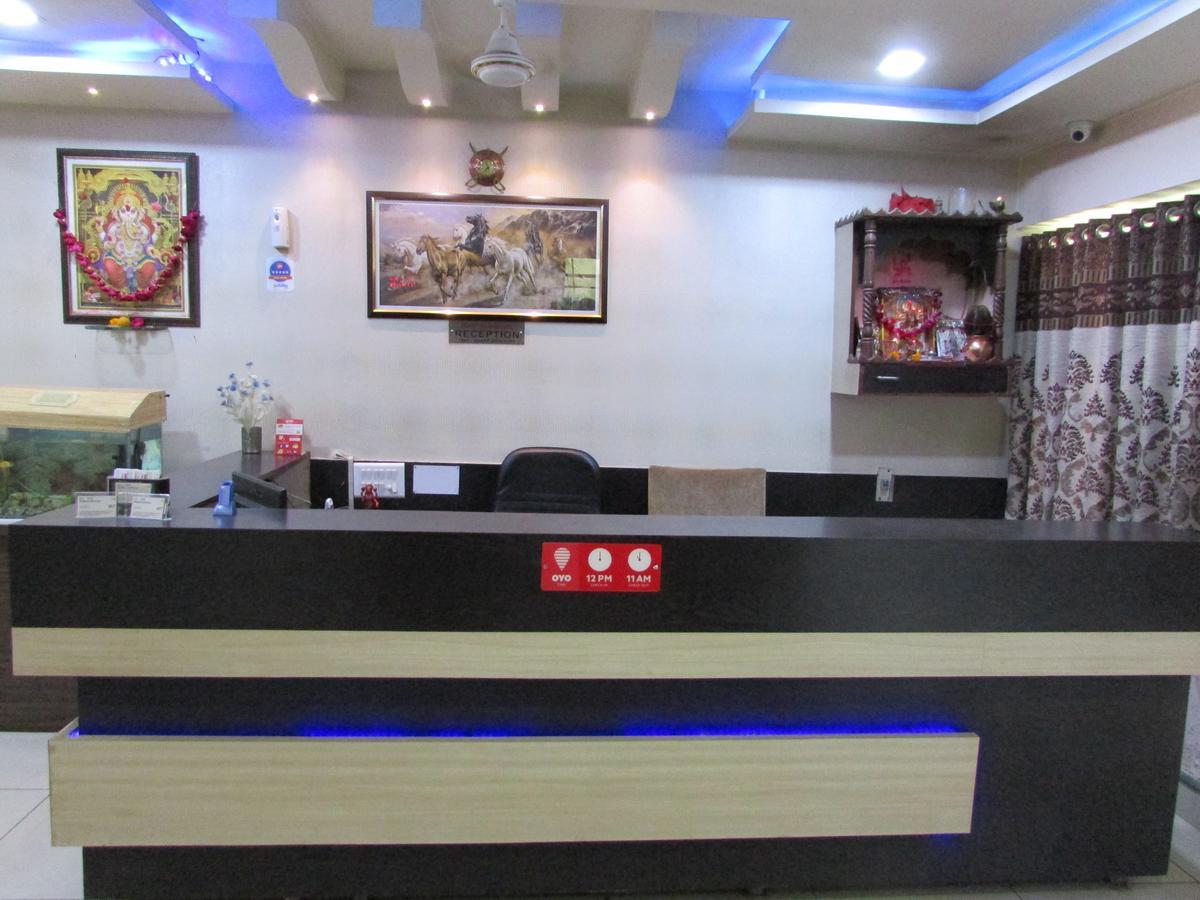 Hotel Neelkanth Residency Gandhinagar Exterior photo